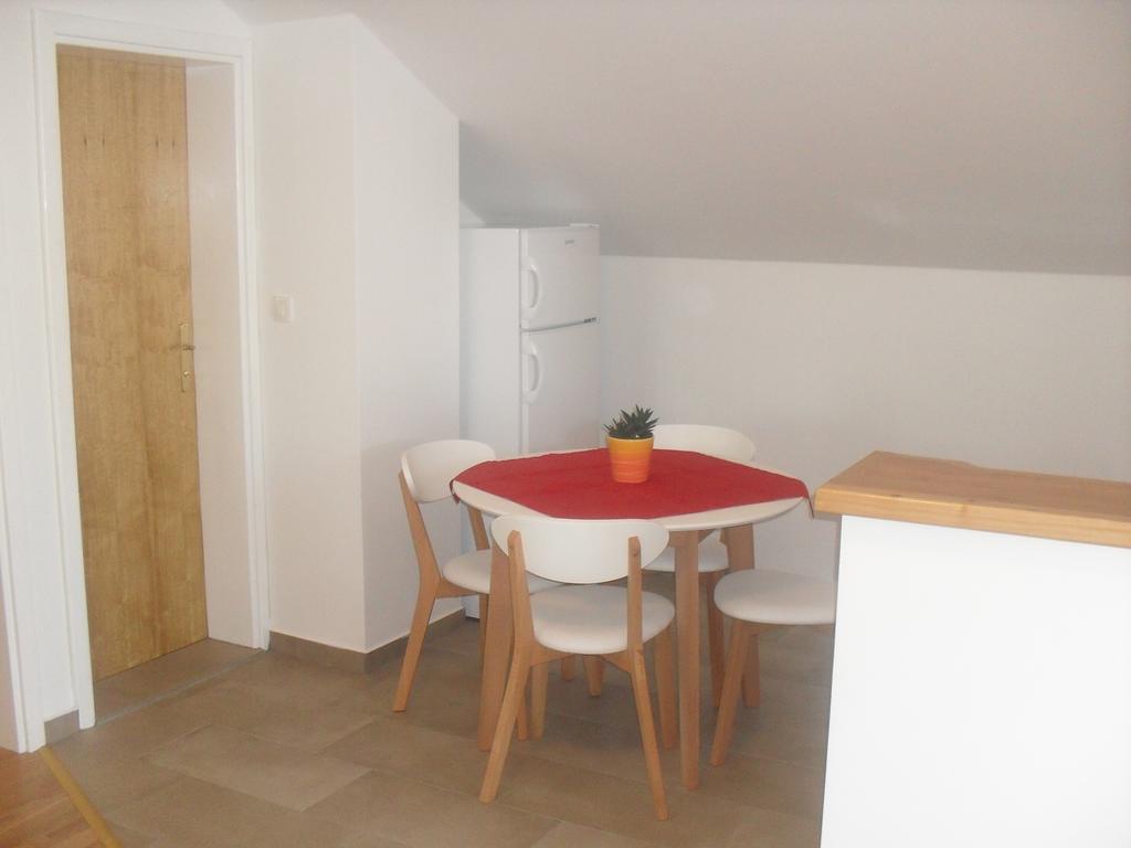 Apartment Bogoje Kuciste Bagian luar foto