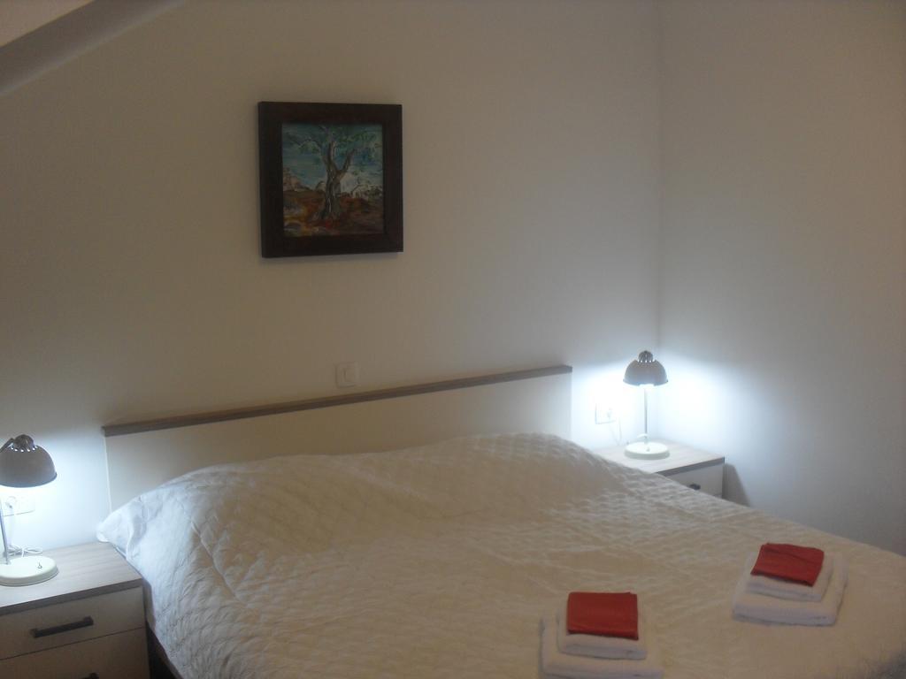 Apartment Bogoje Kuciste Bagian luar foto