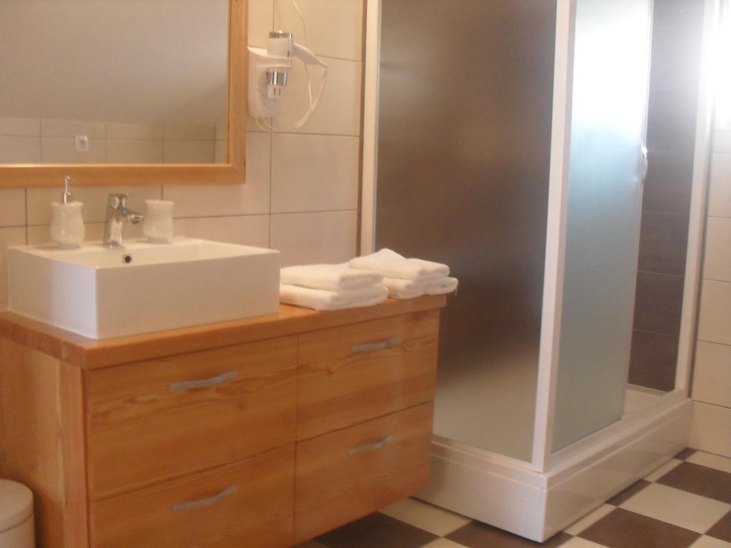Apartment Bogoje Kuciste Bagian luar foto